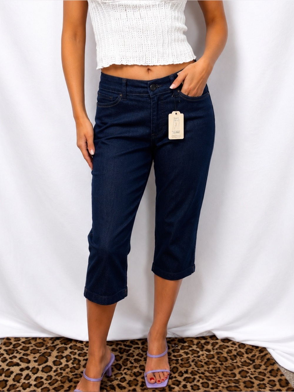 Women's Dark Blue Denim Capri Jeans Y2K - Classic Fit